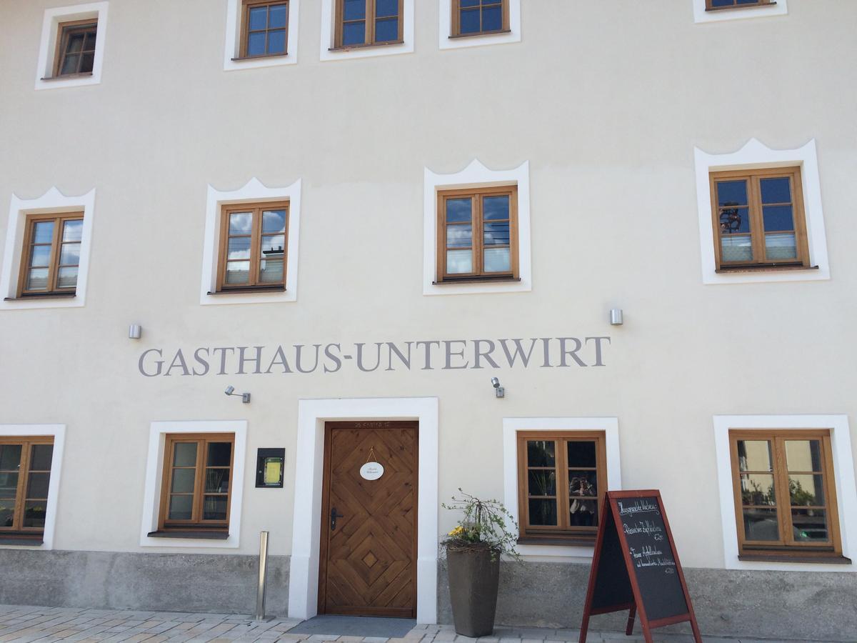 Gasthaus Unterwirt Fridolfing Exterior foto